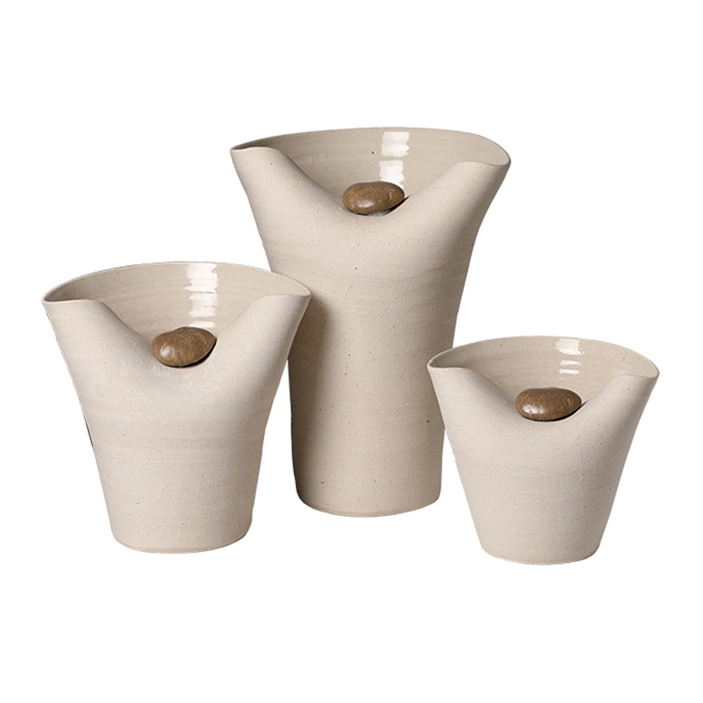 Beige Ceramic Vase with Pebble Detail - Medium FF-D24137B