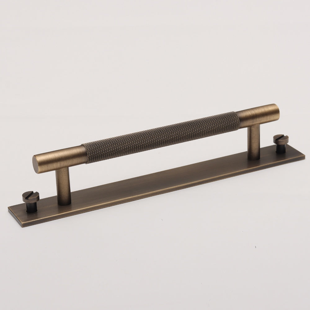 Christopher Handle with Backplate - Bronze HK0054-128-BP-BN