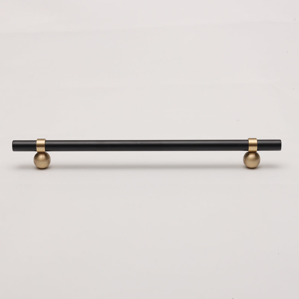 Theo Pull - Black & Brushed Brass HK0130-BK-224