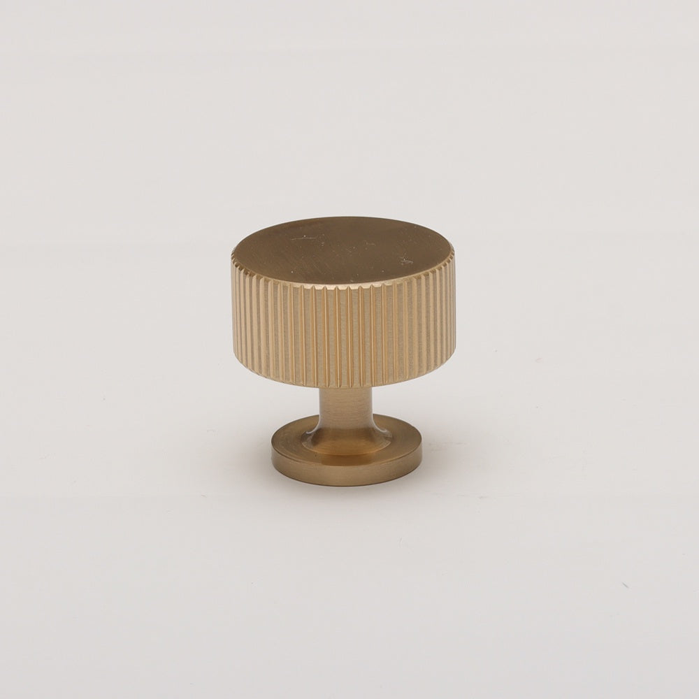 Sebastian Knob - Brushed Brass HK0134-BB-D35