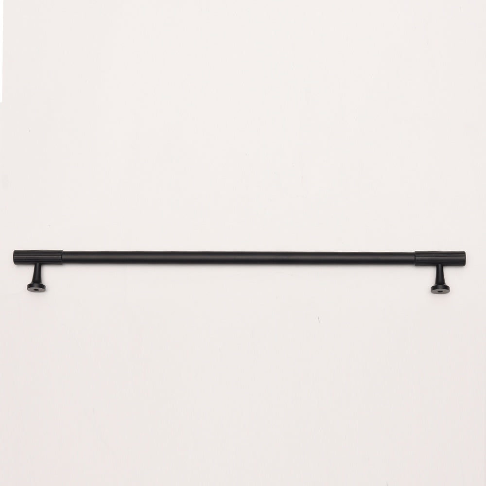 Sebastian Pull - Black HK0134-BK-320