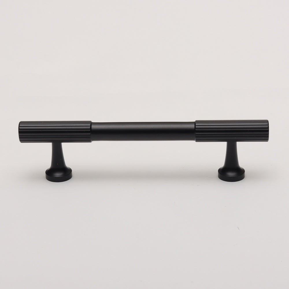 Sebastian Pull - Black HK0134-BK-96