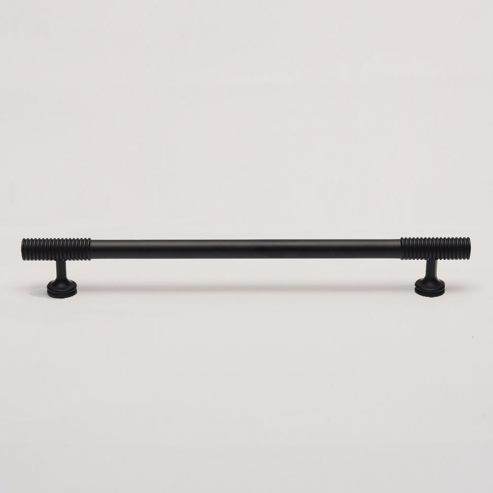 Ezra Pull - Black HK0152-BK-224