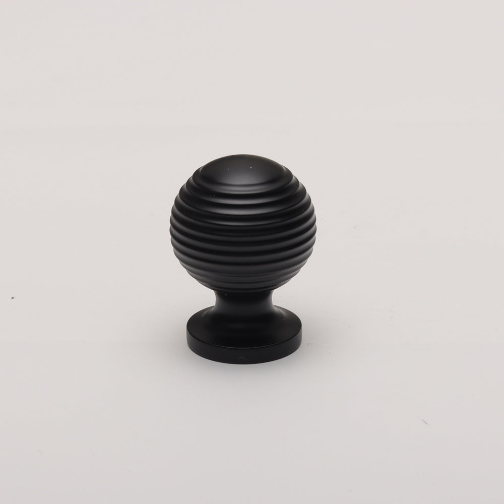 Logan Knob - Black HK0400-BK