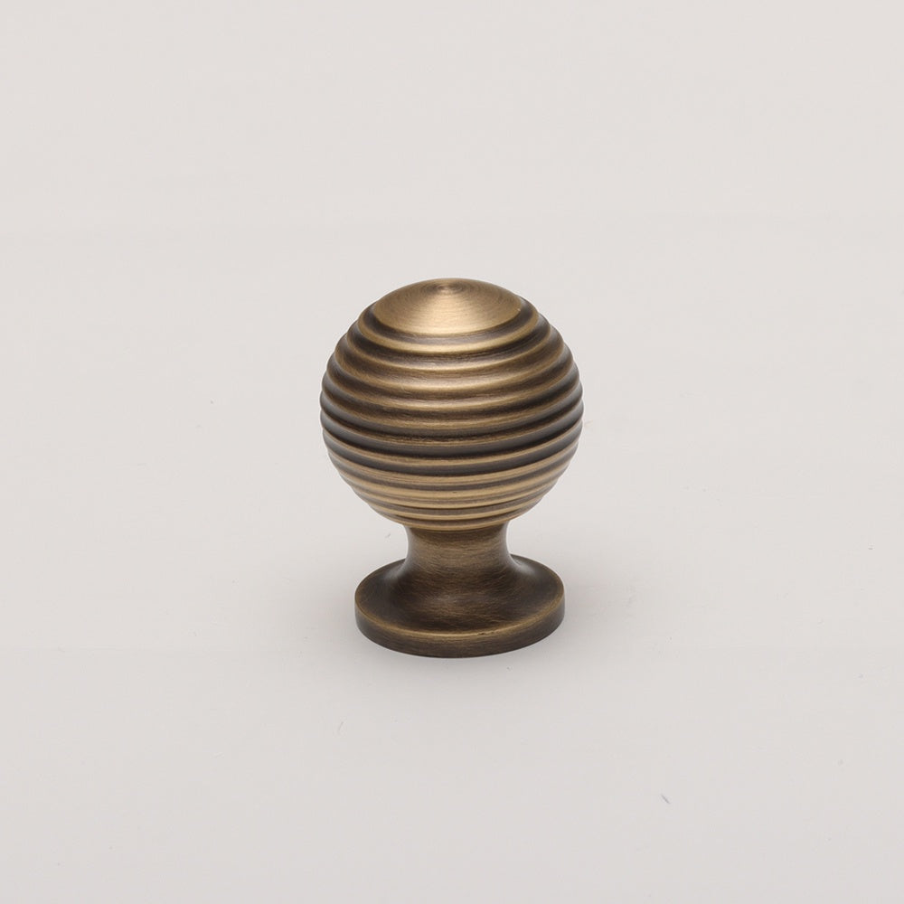 Logan Knob - Bronze HK0400-BN