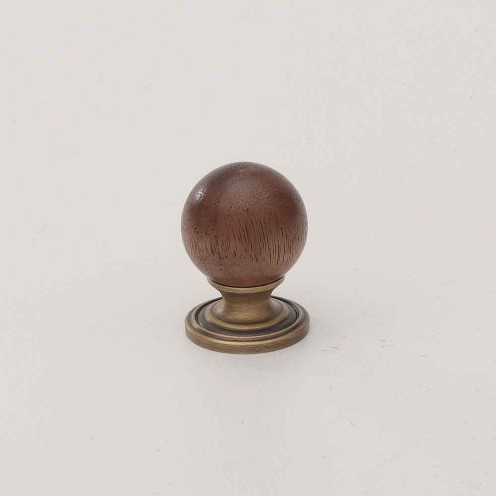 Hartley Knob - Walnut & Antique Brass HK0805-1-25-WL-BN