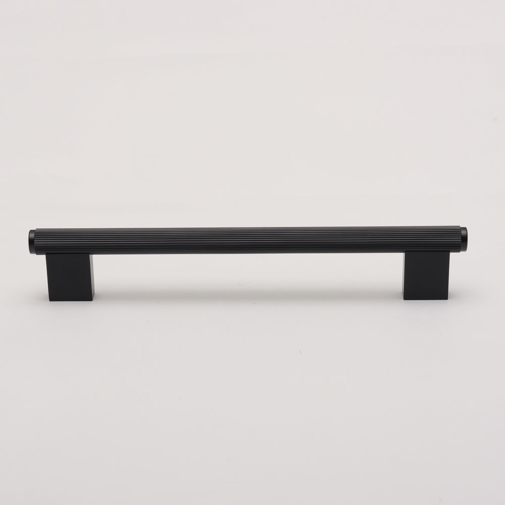 Carter Pull - Black HK0908-BK-160