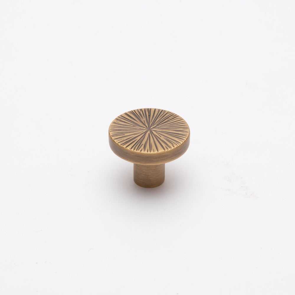 Dalia Knob Small - Antique Bronze HK6134-25-BN