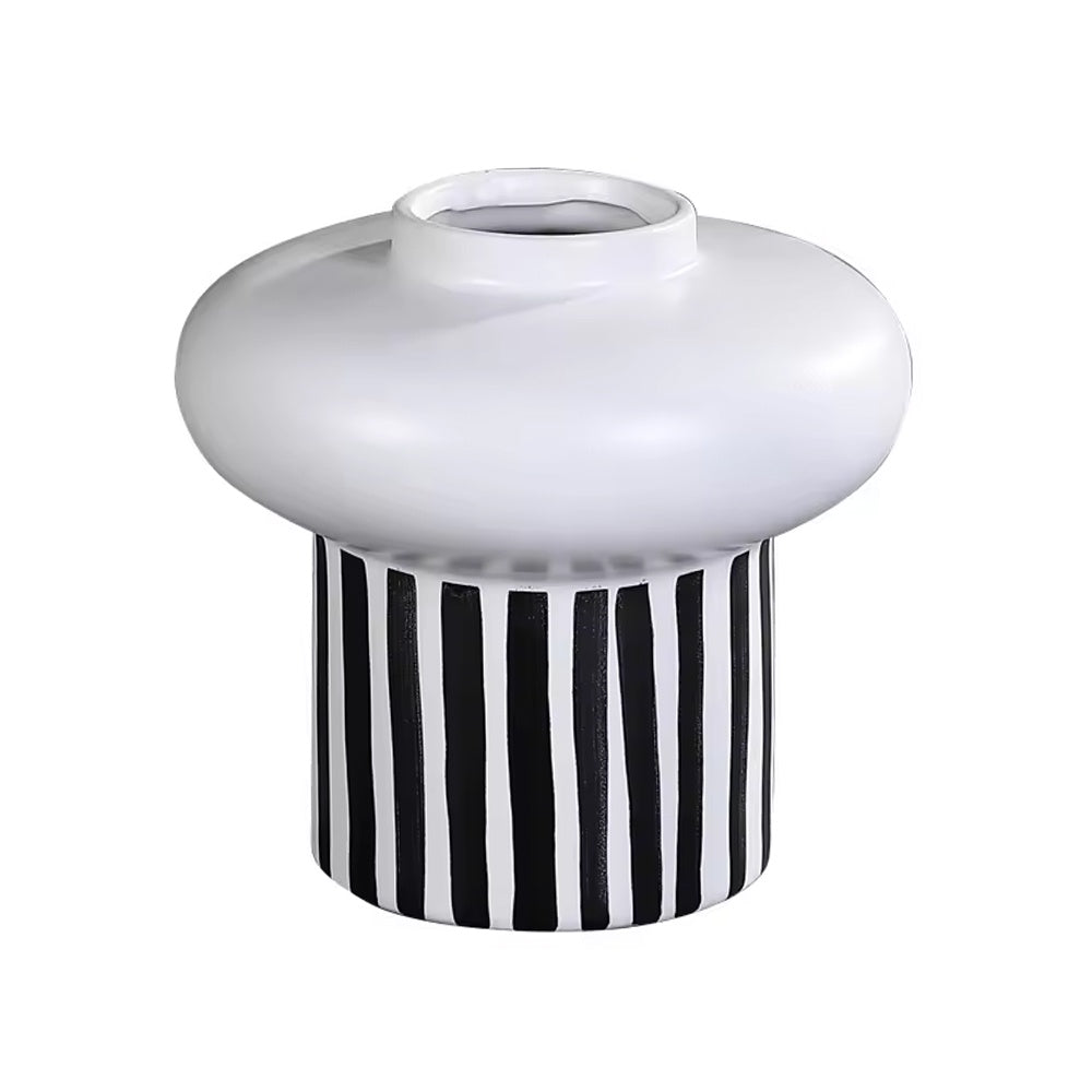 Black & White Ceramic Pedestal Vase LT981