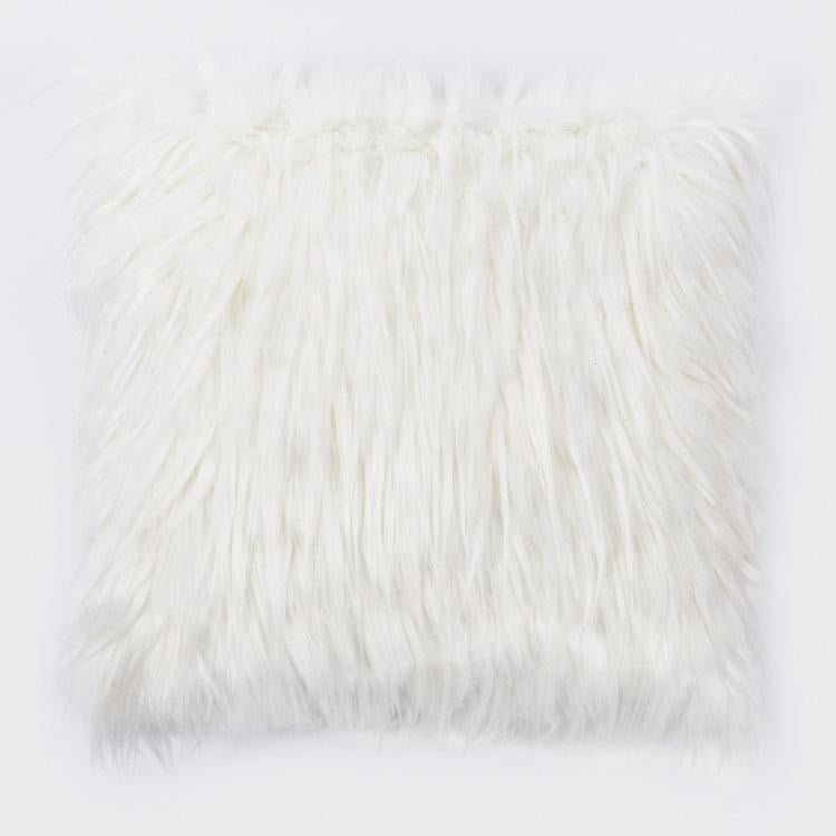 Ivory Shaggy Faux Fur Cushion وسادة