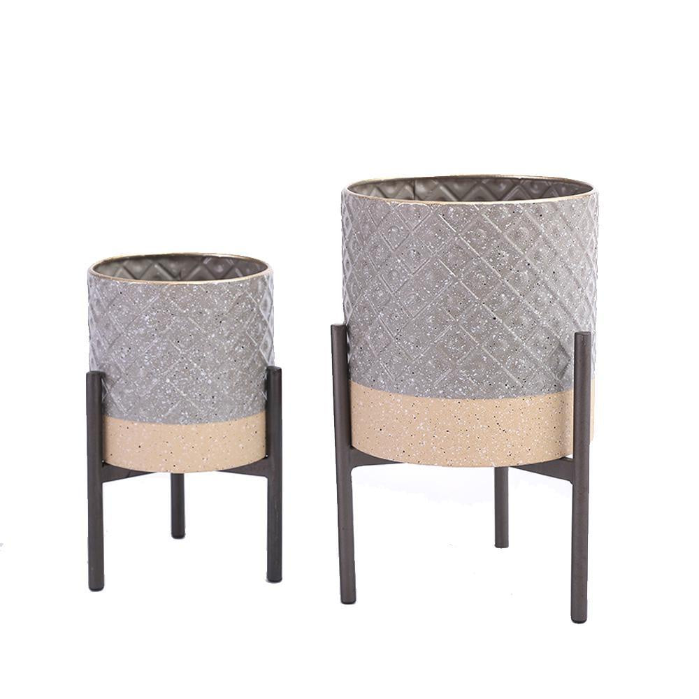 Set of 2 Grey & Natural Metal Planters الغراس