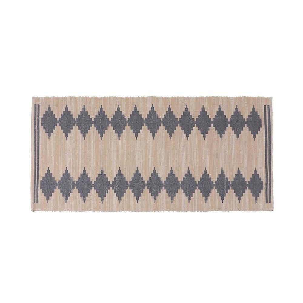 Accent Runner with Geometric Print السجاد
