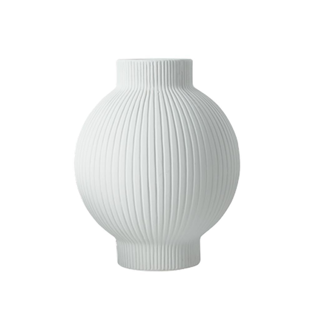 White Textured Ceramic Vase - A FA-D21054A