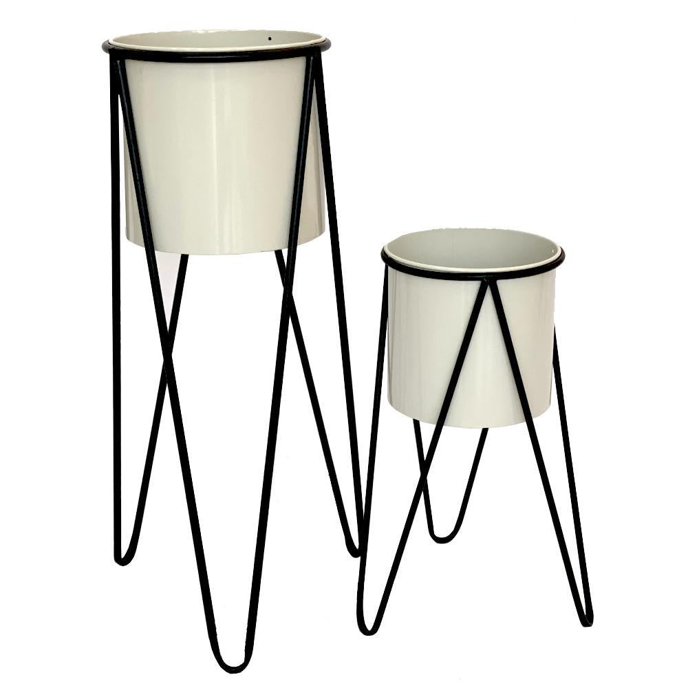 Set of 2 White Metal Planters with Black Stands الغراس