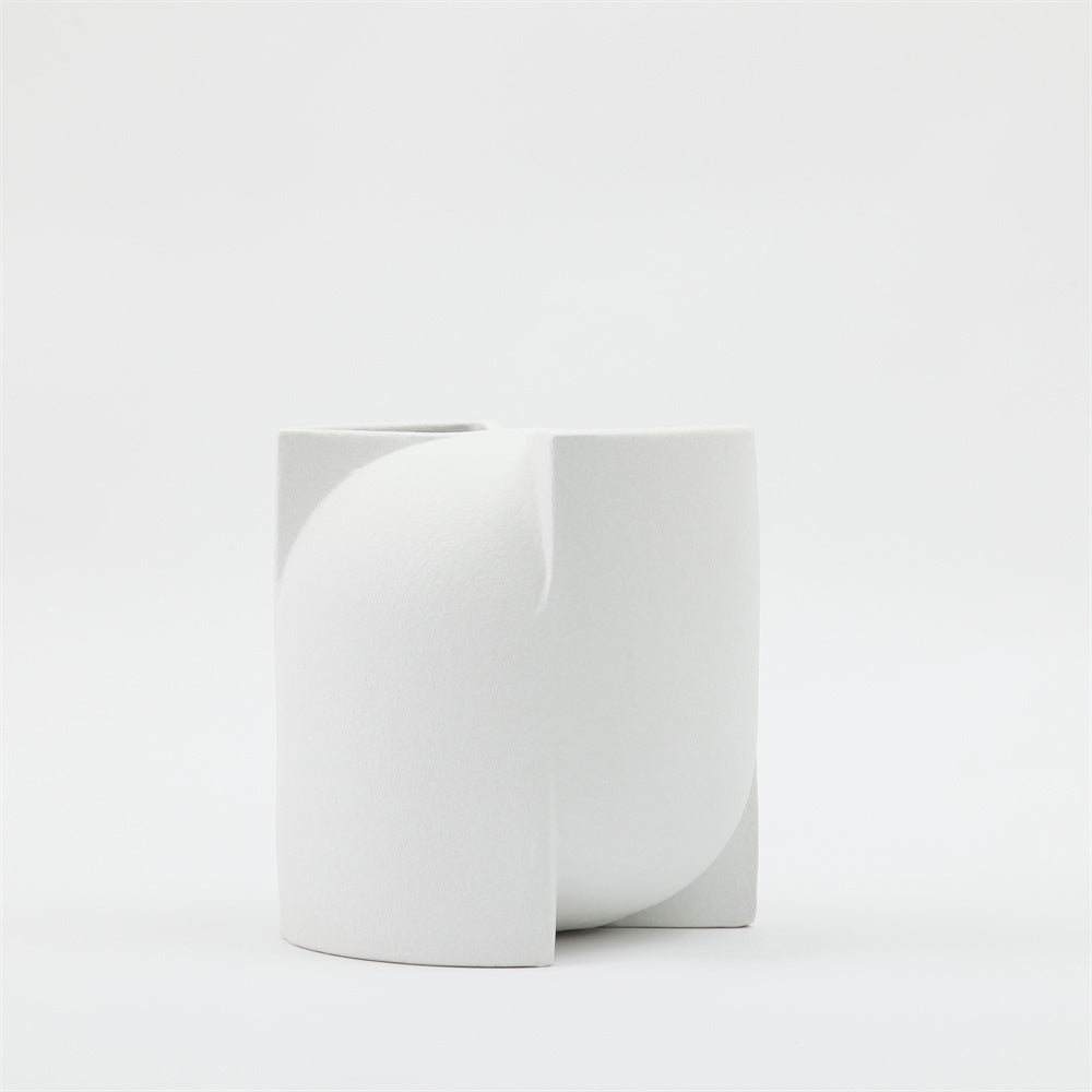 White Ceramic Abstract Vase 610007