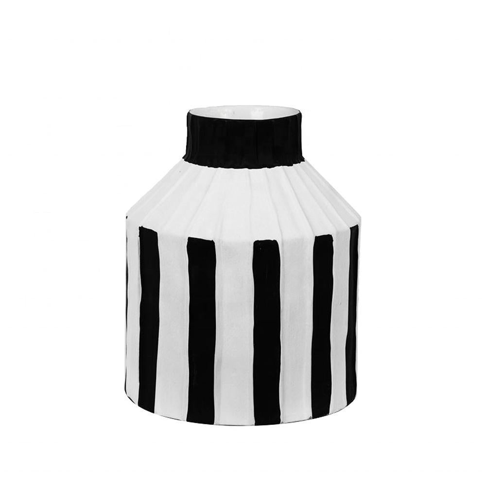 Black and White Striped Creased Ceramic Vase HPYG3403B