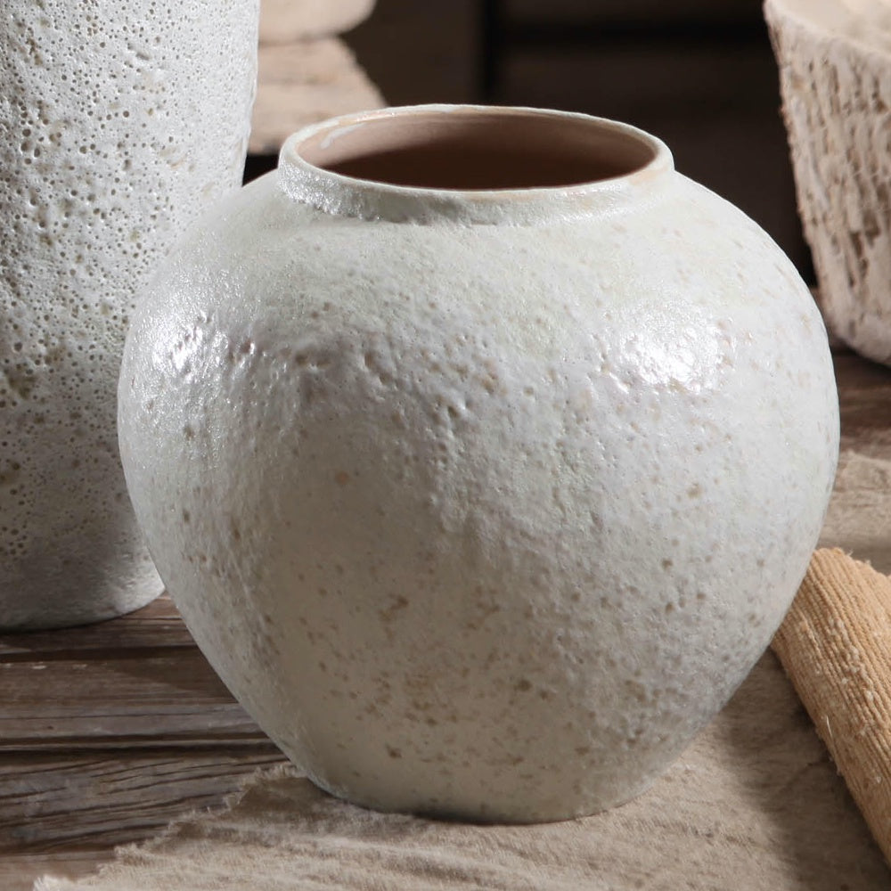 White Textured Ceramic Vase 695111