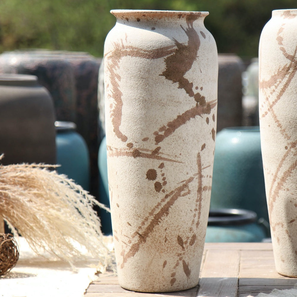 Ceramic Floor Vase with Stroke Detail 695333