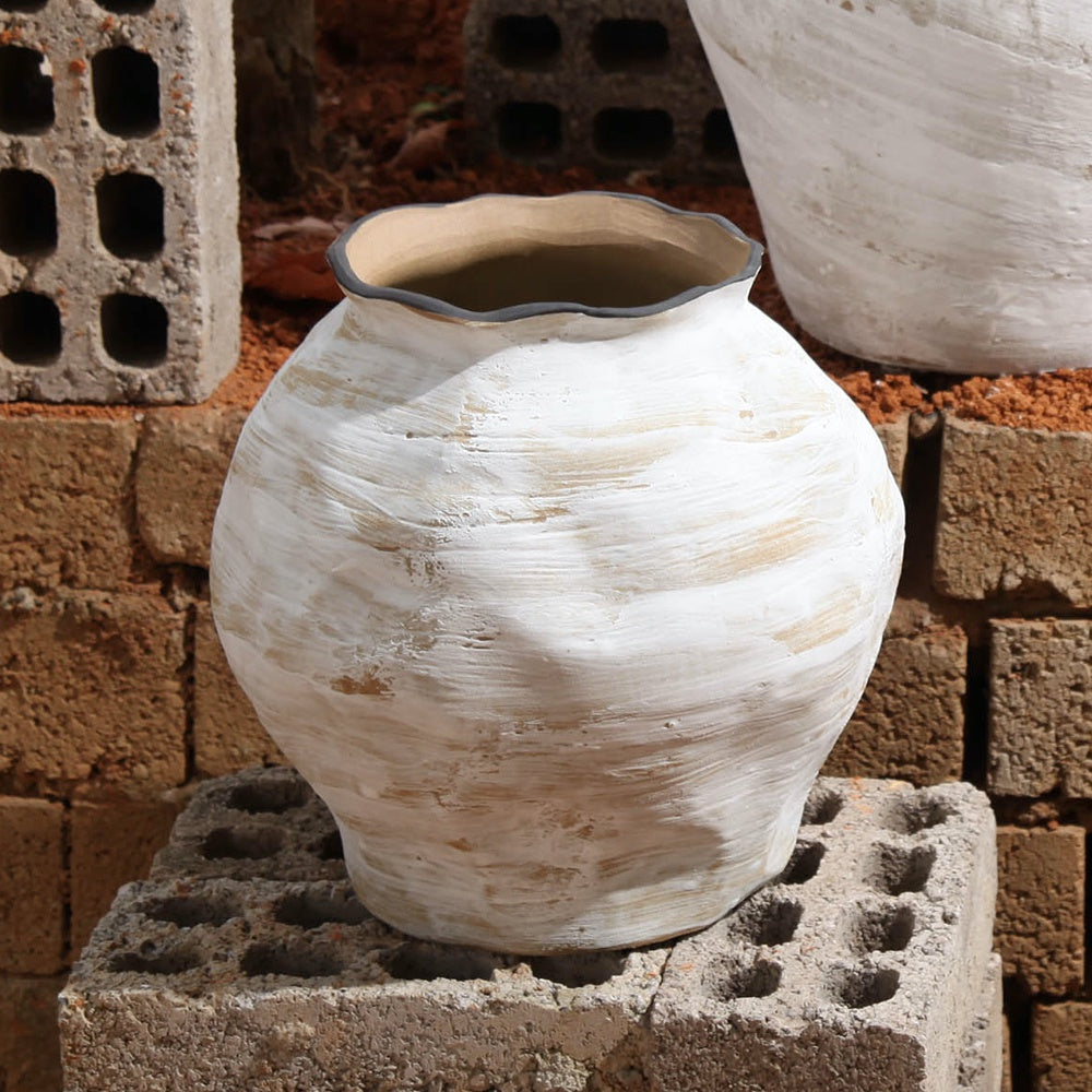 White Ceramic Uneven Vase 698071