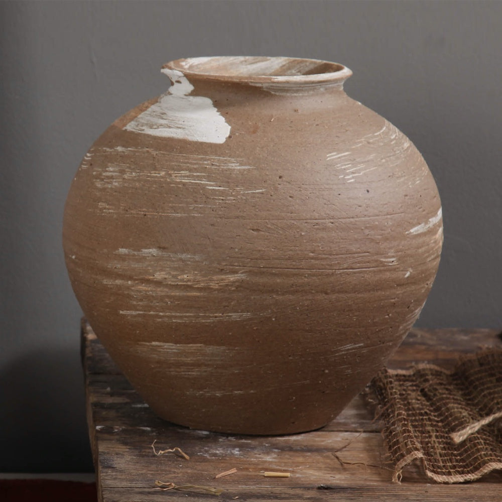 Brown Ceramic Vase 698583
