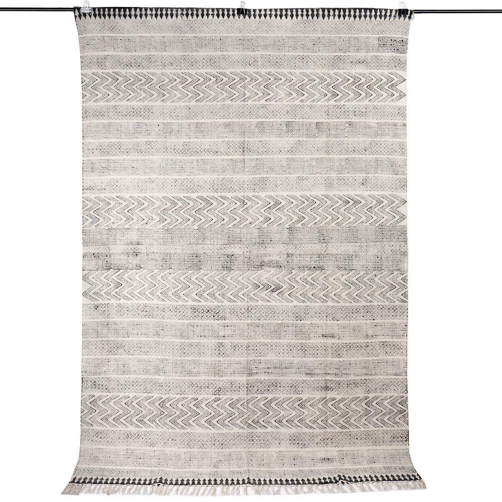 Ishika Rug BI-01013