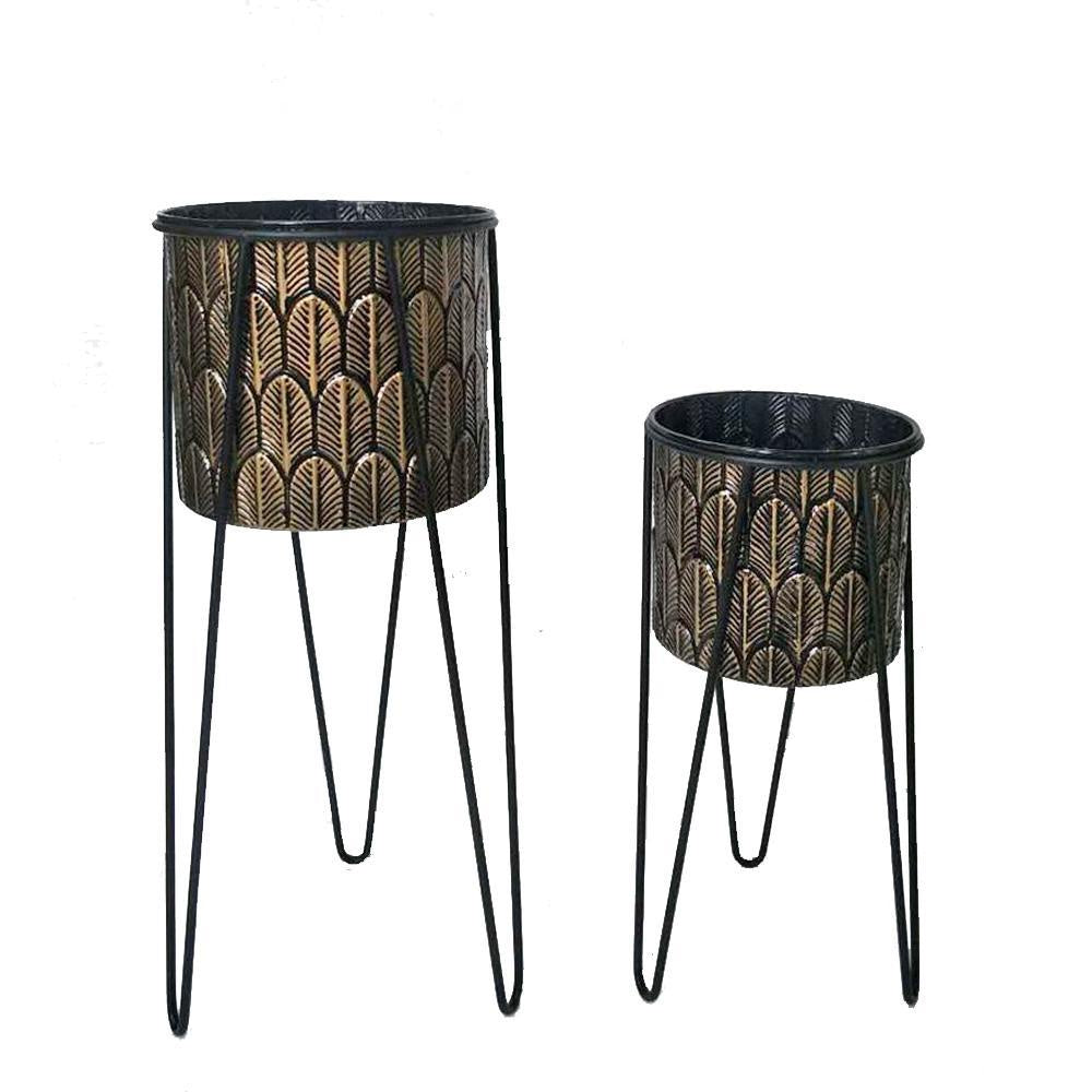 Set of 2 Black & Bronze Metal Planters with Stands 92103 الغراس