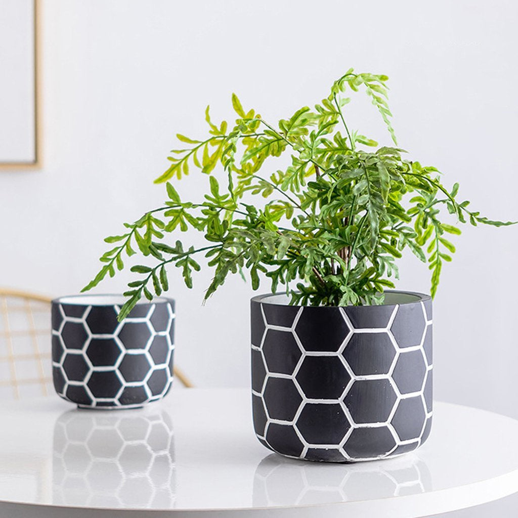 Set of 2 Black & White Concrete Planters ZD-023