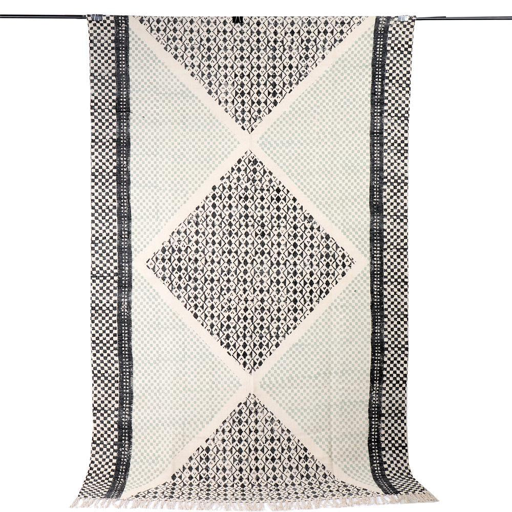 Finn Rug BI-01023