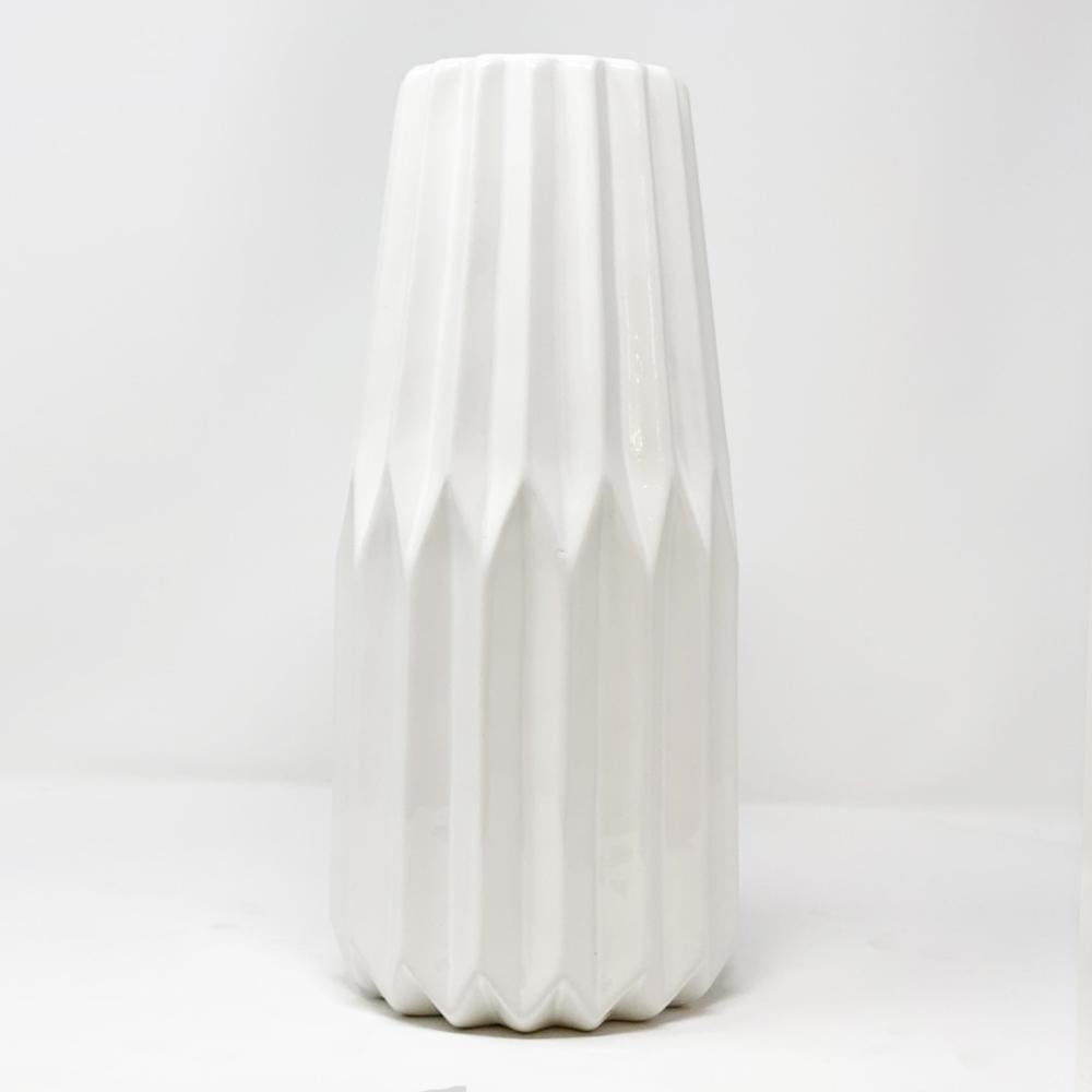 White Ceramic Vase - TallSS018 مزهرية