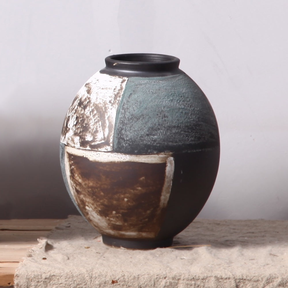 Textured Ceramic Vase ATLS-052