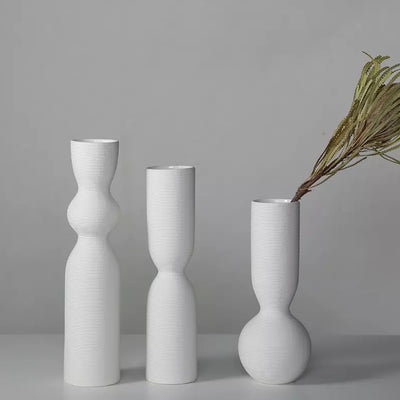 White Ceramic Ribbed Vase HP1517