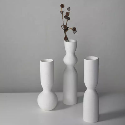 White Ceramic Ribbed Vase HP1518