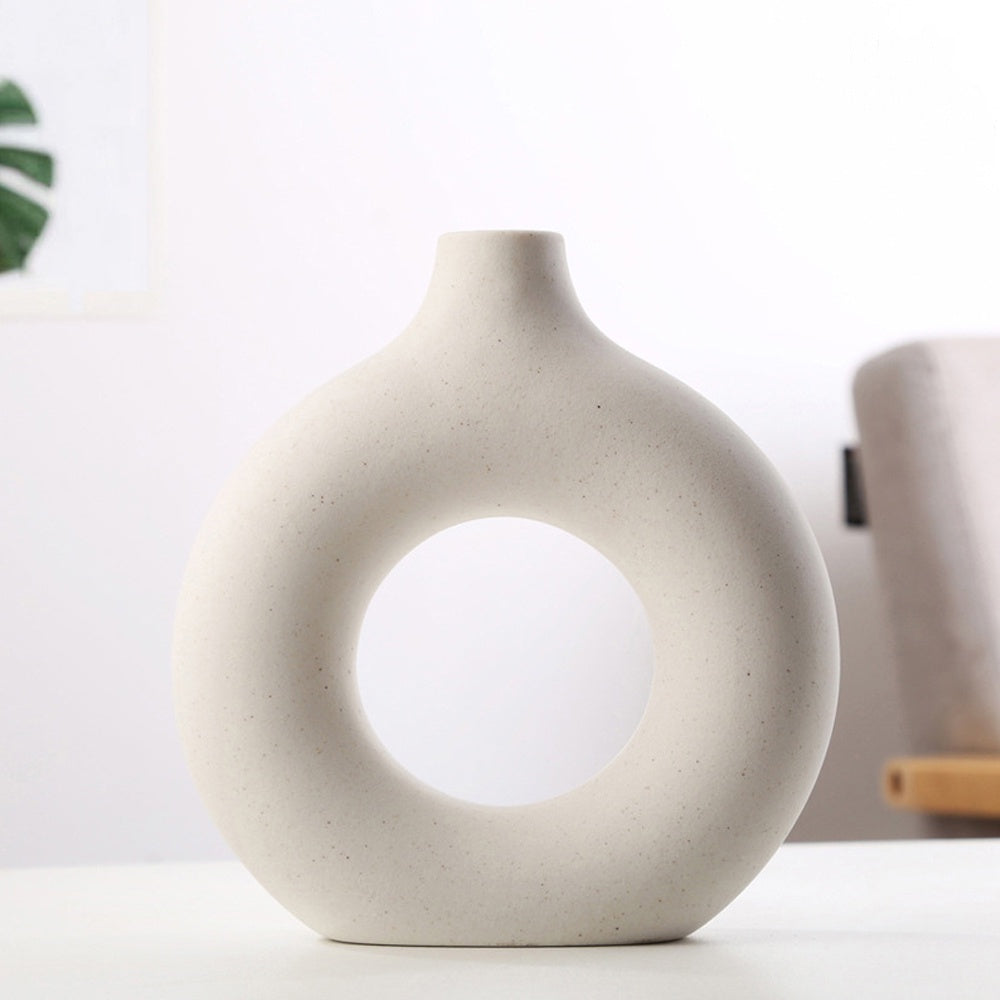 White Ceramic Round Vase - Small LT740-W-S