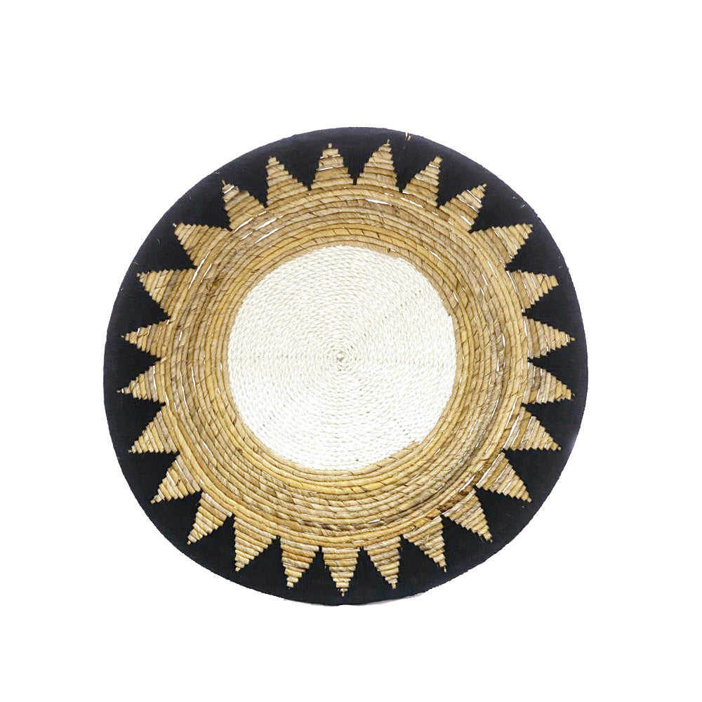 Round Banana Fiber With Black Macrame Wall Decoration MRC206