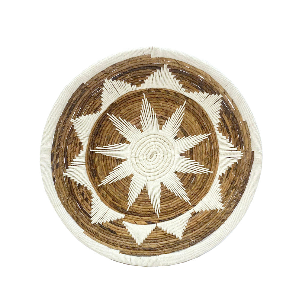Round Banana Fiber With White Macrame Wall Decoration MRC207