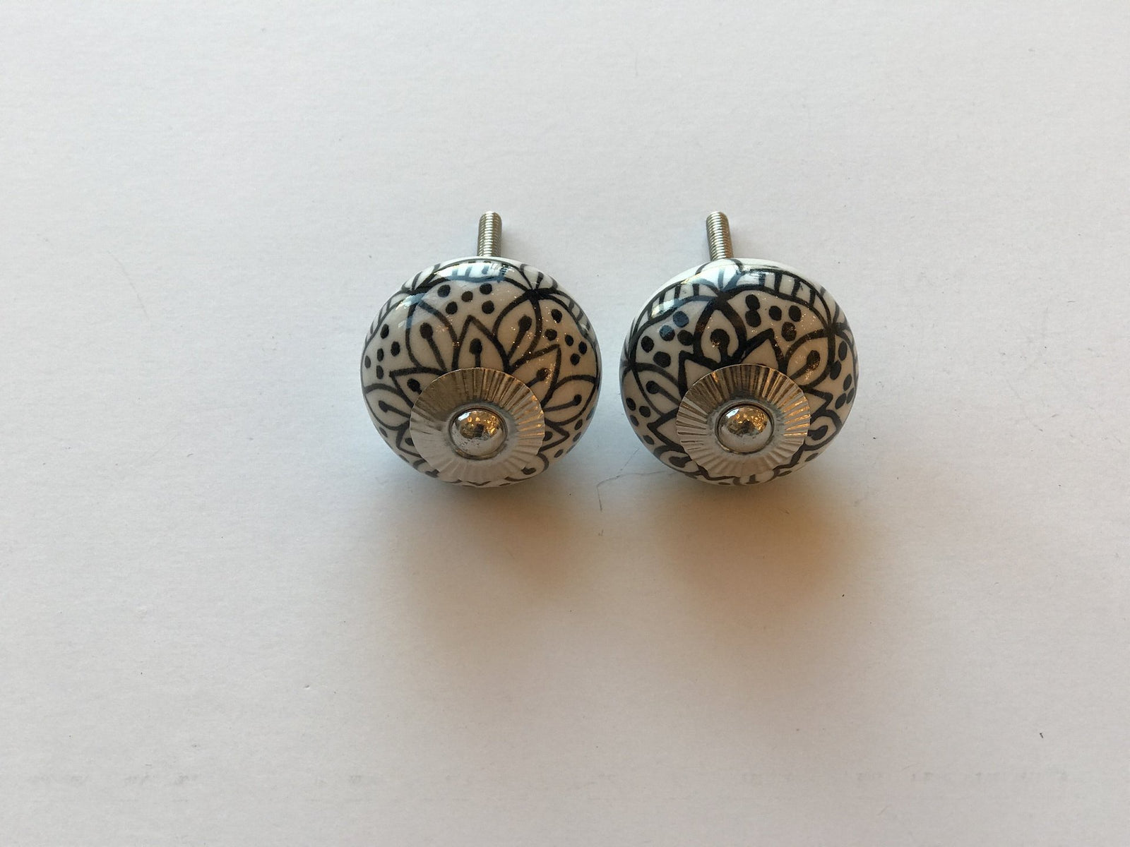 Ceramic KnobKNOB 104 مقبض