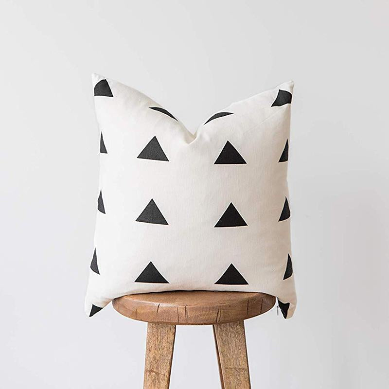 Black & White Geometric Cushion MND010