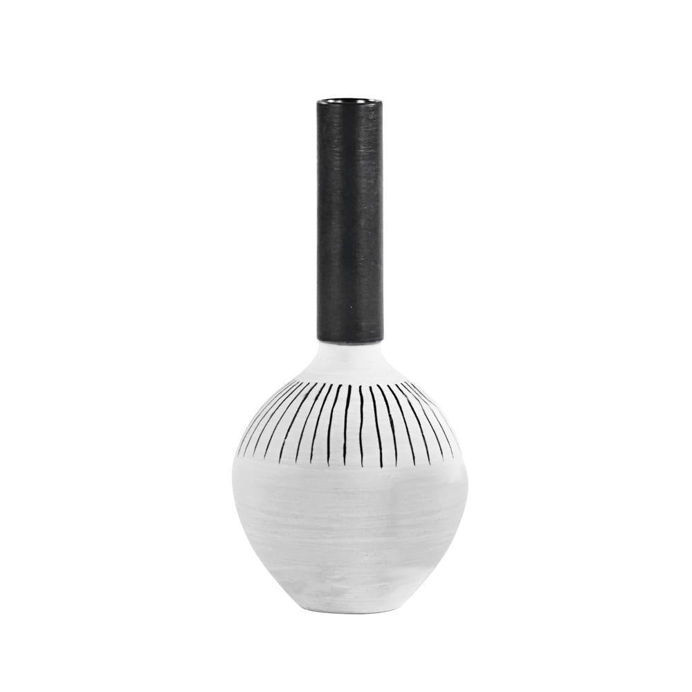 Black & White Ceramic Vase - C 607153