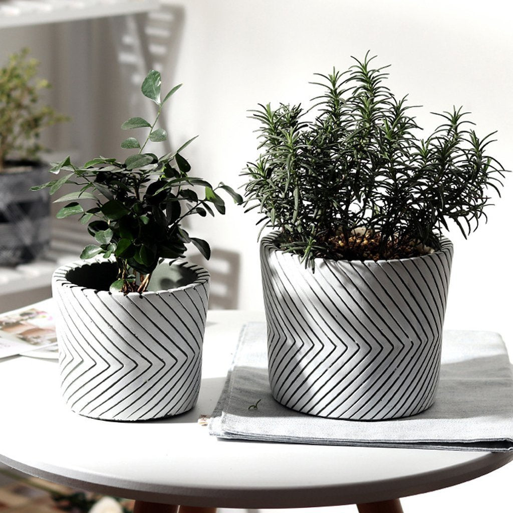 DNB - White & Black Concrete Planter Large